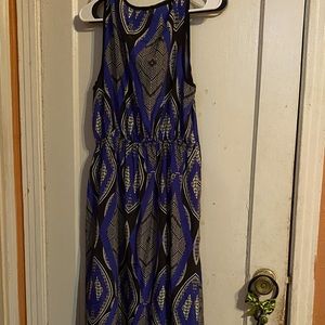 Blue sleeveless mid length dress
